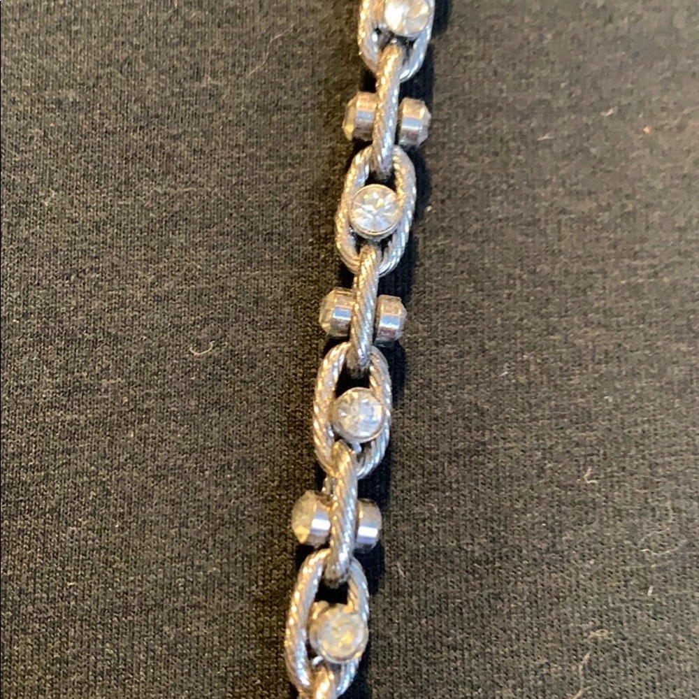 EUC Loft Long Chain & Rhinestone - Picture 2 of 4